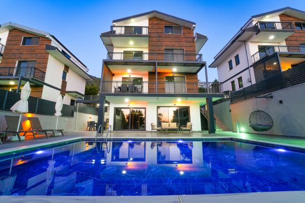 Villa Solo Crazy 1