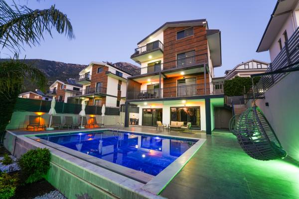 Villa Solo  Crazy 2